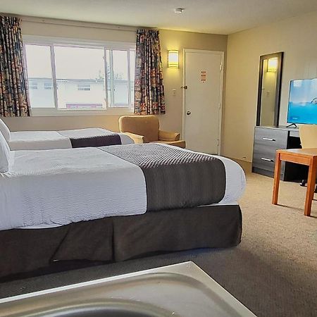 كينكاردين Maple Leaf Inn المظهر الخارجي الصورة