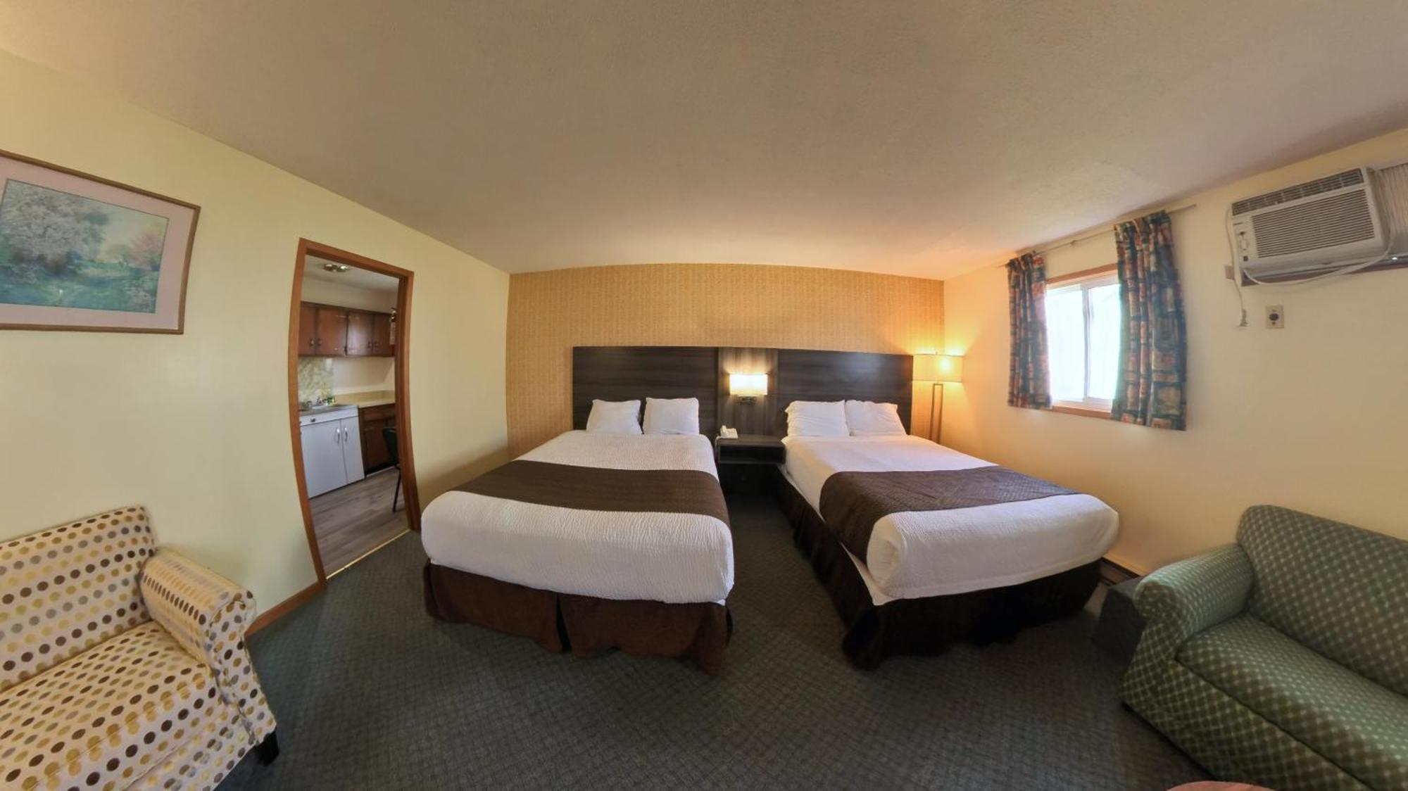 كينكاردين Maple Leaf Inn المظهر الخارجي الصورة