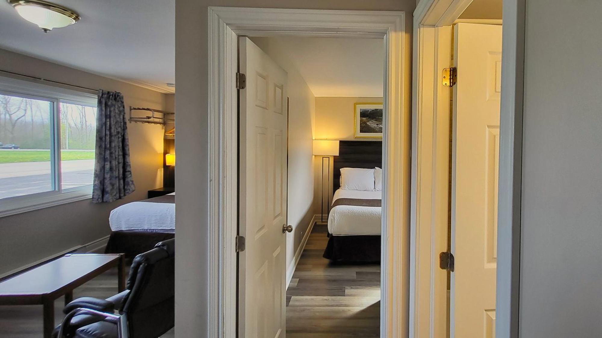 كينكاردين Maple Leaf Inn المظهر الخارجي الصورة