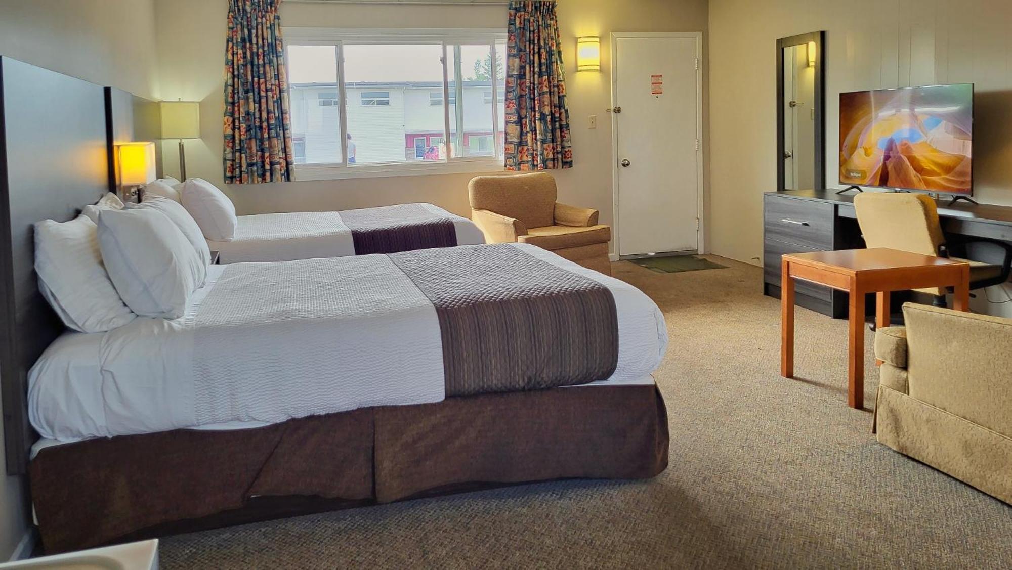 كينكاردين Maple Leaf Inn المظهر الخارجي الصورة
