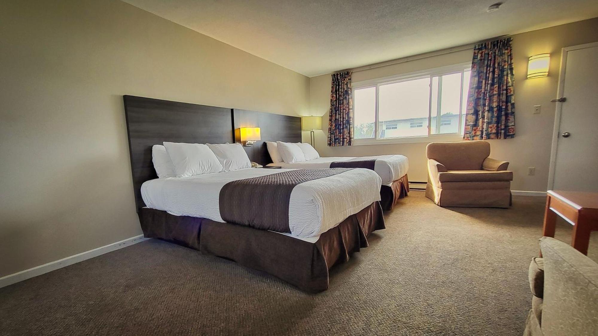 كينكاردين Maple Leaf Inn المظهر الخارجي الصورة