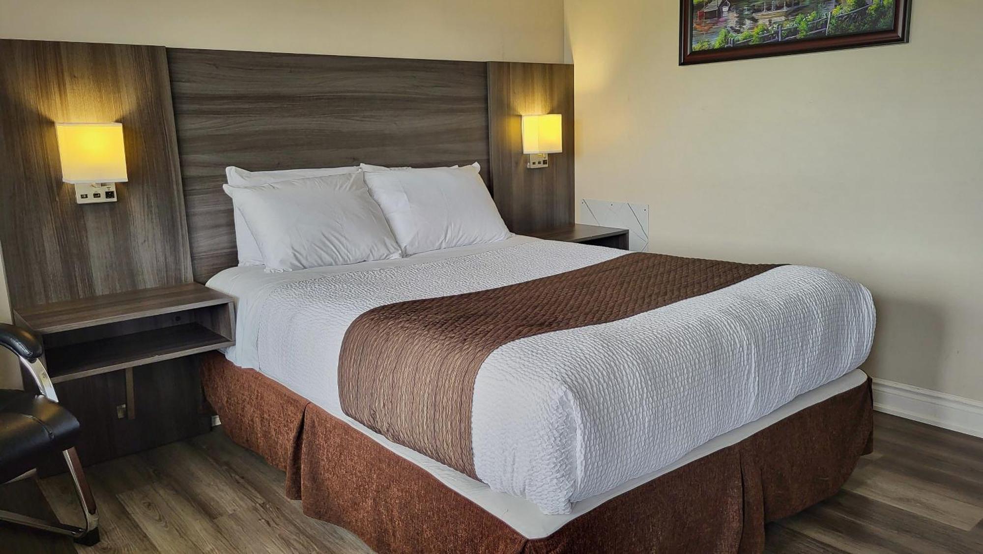 كينكاردين Maple Leaf Inn المظهر الخارجي الصورة